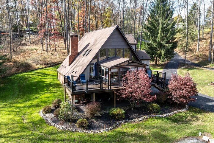 Property Photo:  564 Taylor Dr.  PA 15317 