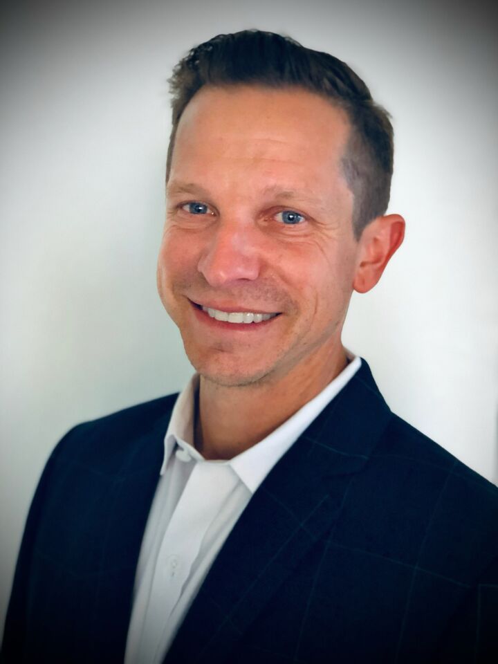 Matthew Anderson, Time Share in Daly City, Icon Properties