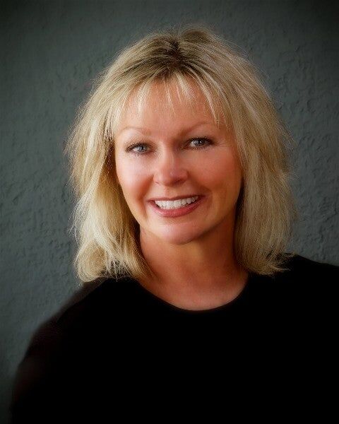 Lisa Waldoch, Real Estate Salesperson in Bismarck, Morrison Realty