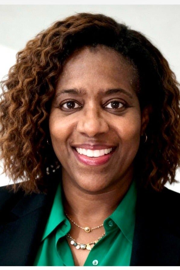 Sheila Denise Wallace, Real Estate Broker/Real Estate Salesperson in Murfreesboro, Southern Realty