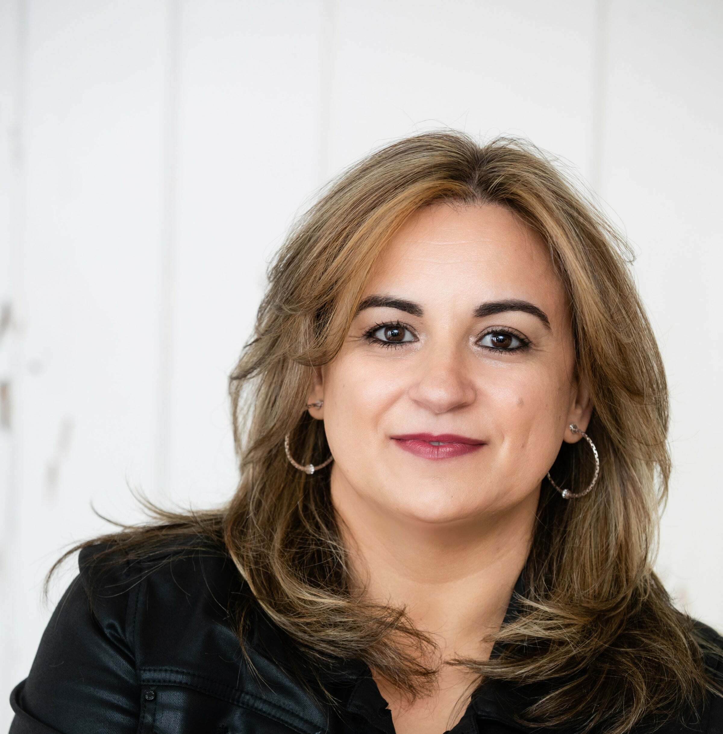 Paula Esteves, Real Estate Salesperson in New City, Full Service Realty