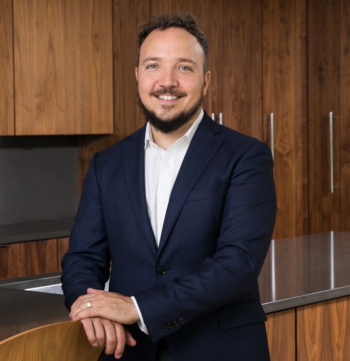 Dylan Hostetter, Real Estate Broker in Indianapolis, Scheetz