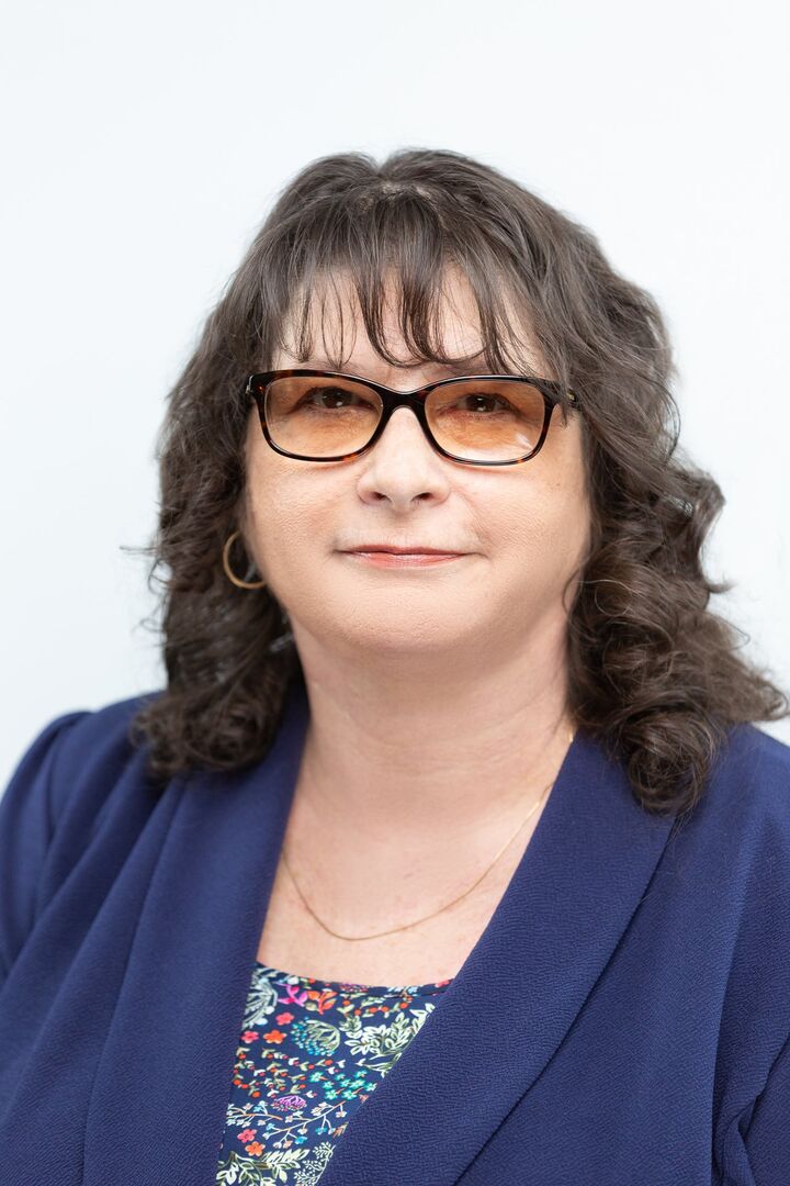 Terri Henry, REALTOR® in San Jose, Icon Properties