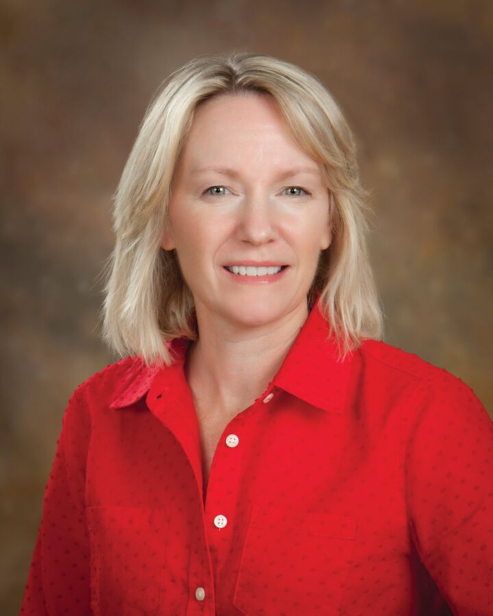Kim Powers, Real Estate Salesperson in Port Charlotte, Tropical Breeze Realty