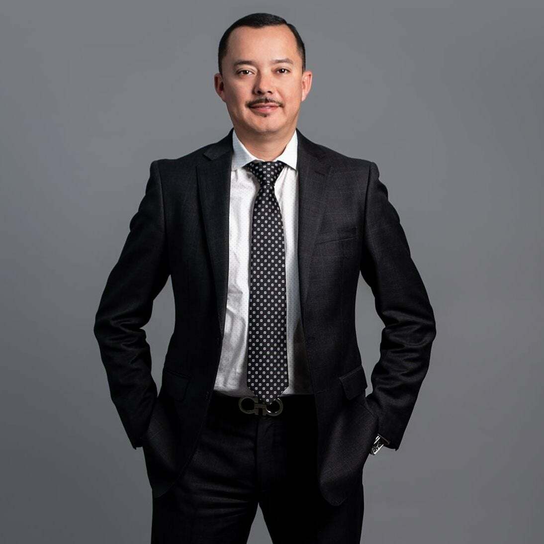 Mario Mariscal, Associate Real Estate Broker in Whittier, Intelligence