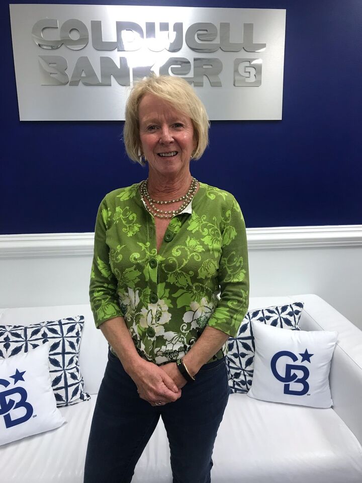 Patti Angelle,  in Cleveland, Kinard Realty