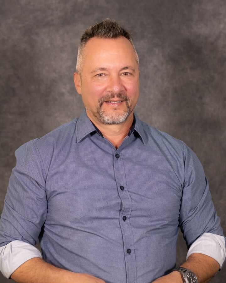 Mark Anthony Lewis,  in Coral Springs, Tenace Realty