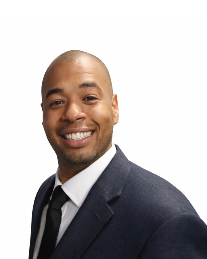 Alexander Andujar, Real Estate Salesperson in Guttenberg, Realty Group