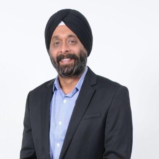 Devender Singh,  in Woodbury, Realty Connect
