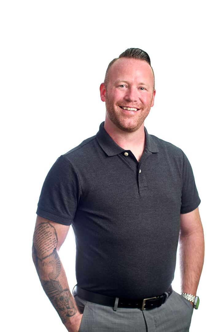 Jessie Ware, Real Estate Salesperson in Charleston, Central