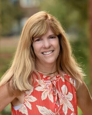 Patricia Manus, REALTOR® in Fair Oaks, Windermere