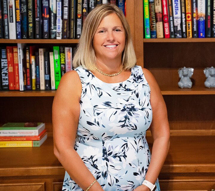 Luisa Schack, Real Estate Salesperson in Port Charlotte, Sunstar Realty