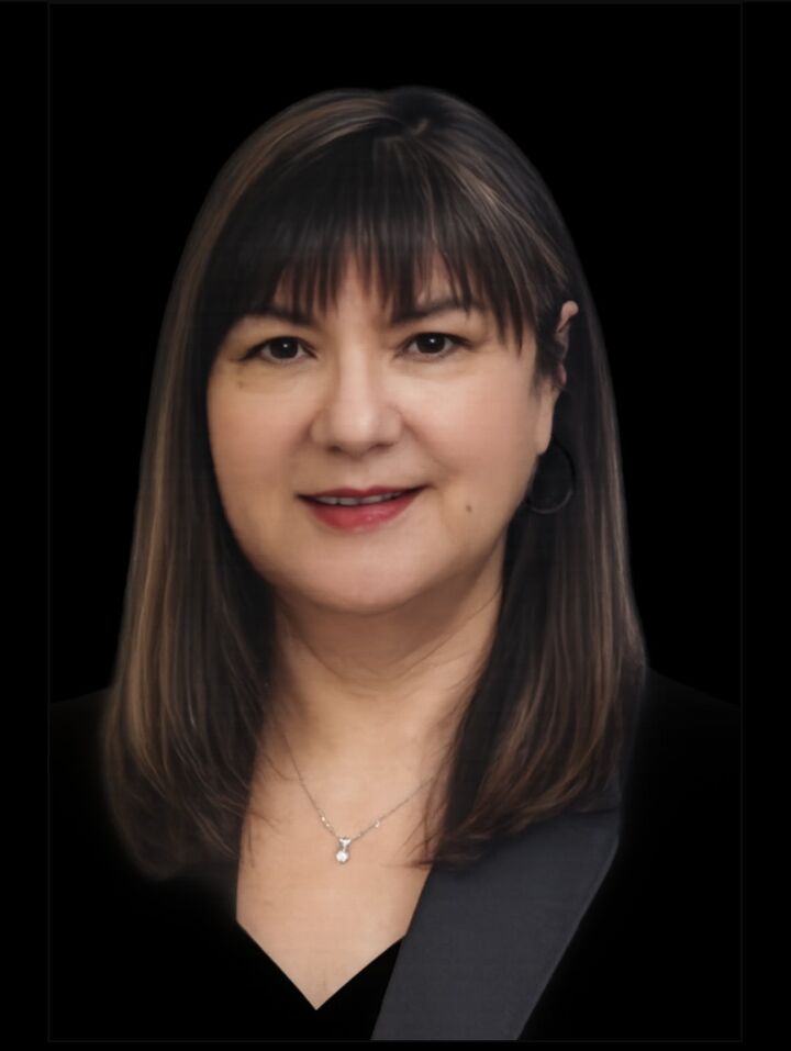 Lorie Mullen, Real Estate Broker in Greensboro, Paracle