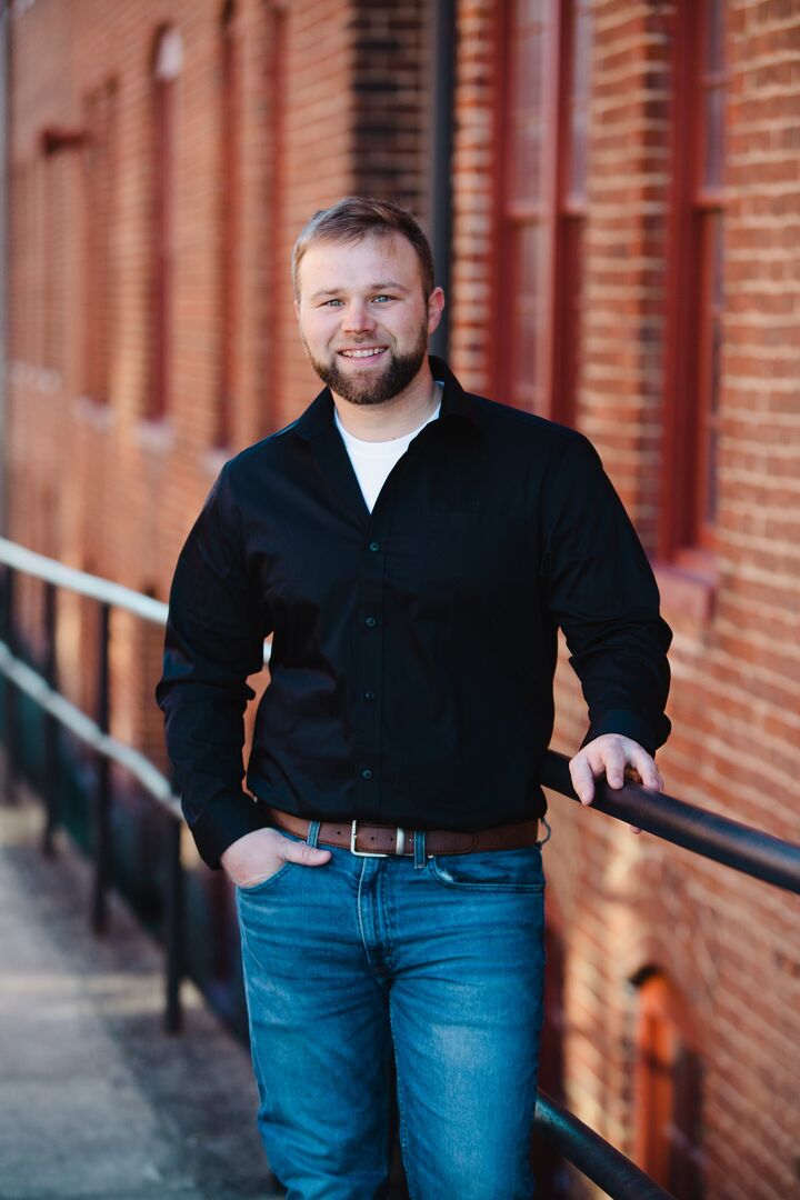 Austin Welch, Real Estate Salesperson in Farmville, Realty @ Home