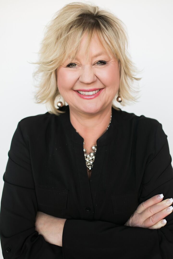 Brenda Burk, Real Estate Salesperson in Coeur D Alene, Schneidmiller Realty