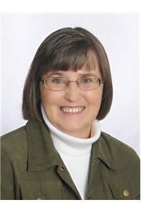 Diane Briggs-Angell, Real Estate Salesperson in Vestal, North East
