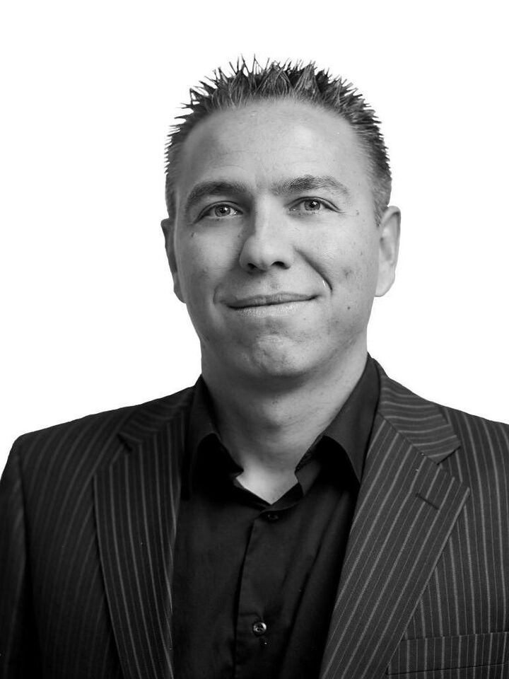 Stefan Avdjiyski, Realtor® in Niagara Falls, Coldwell Banker Momentum Realty, Brokerage