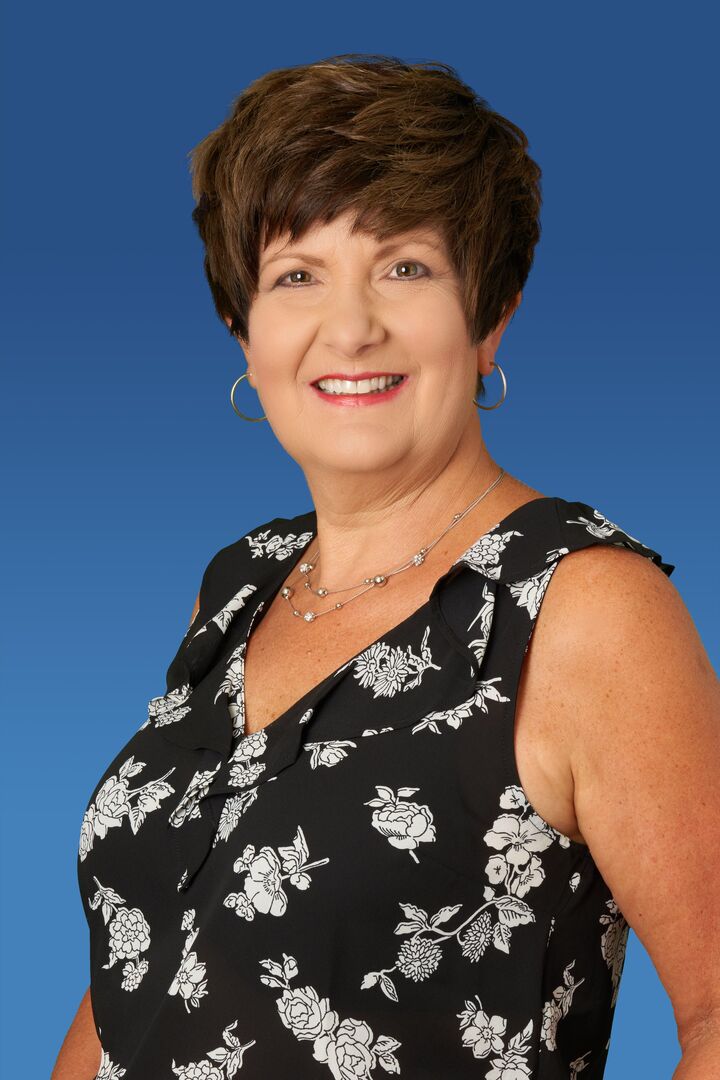 Christine Stuhlmuller, Real Estate Salesperson in Saint Augustine, Premier Properties