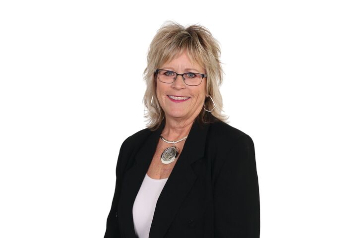 Lorie Nail, Real Estate Salesperson in Guthrie, Judge Fite Company