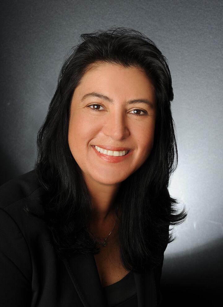 Flor Mendez, Real Estate Salesperson in Downey, Masters