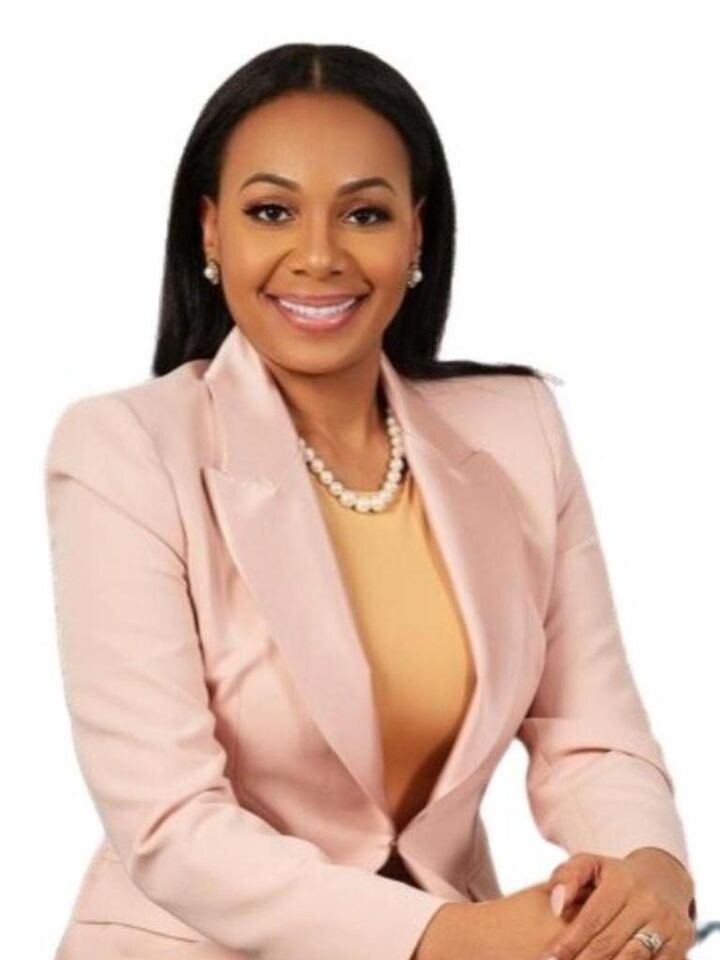 Louise Solomon,  in Vaughan, Coldwell Banker The Real Estate Centre, Brokerage