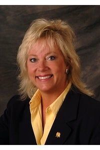 Betsy Hurst, Real Estate Salesperson in Twain Harte, Wildwood Properties, Inc.