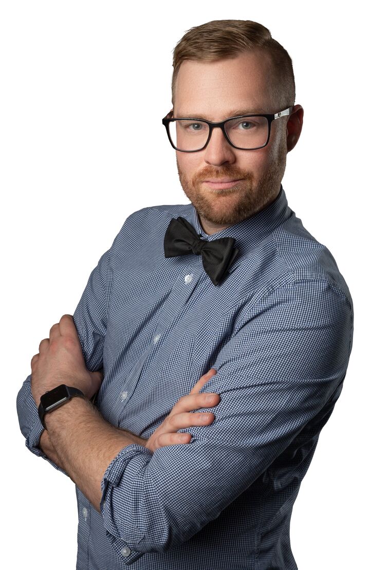 Adam Flohr,  in Murrieta, Associated Brokers Realty