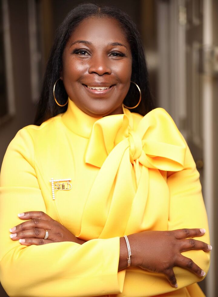 Prestina Cromwell, Real Estate Salesperson in Charlotte, Paracle