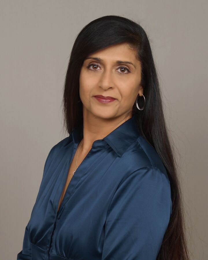 Neena Singh, Real Estate Salesperson in Roseville, Select Real Estate, Inc.