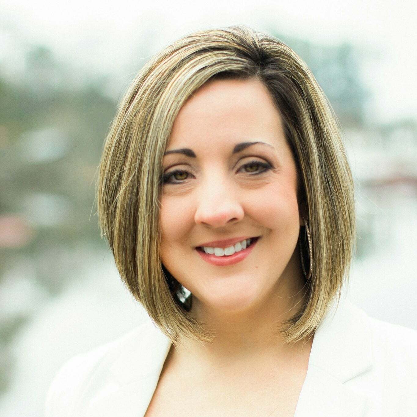 Rebecca O'Neal,  in Ocean Springs, Alfonso Realty