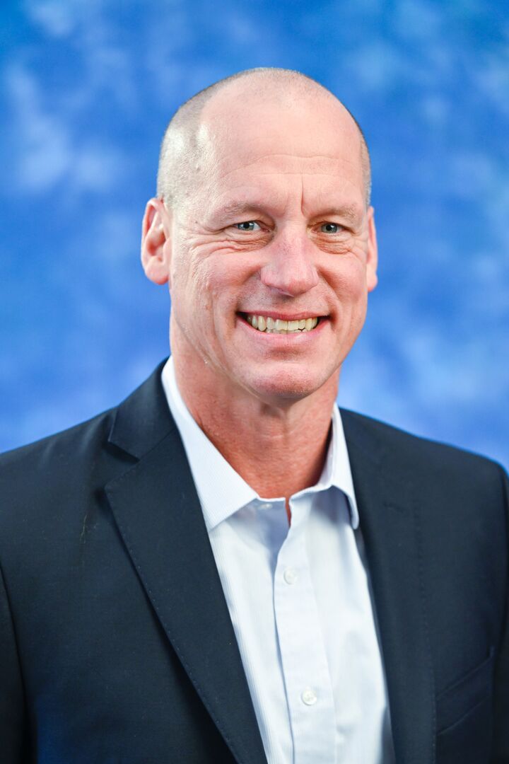 Chris Petropulos, Sales Associate in Irvine, Platinum Properties