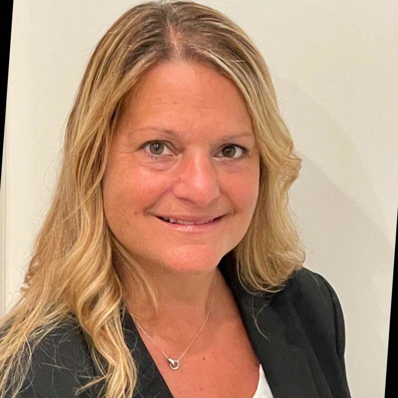 Lisa DeSimone, Real Estate Salesperson in Morrisville, Advantage Gold