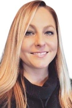 Christina Reynolds, Real Estate Salesperson in Yucaipa, Kivett-Teeters Associates