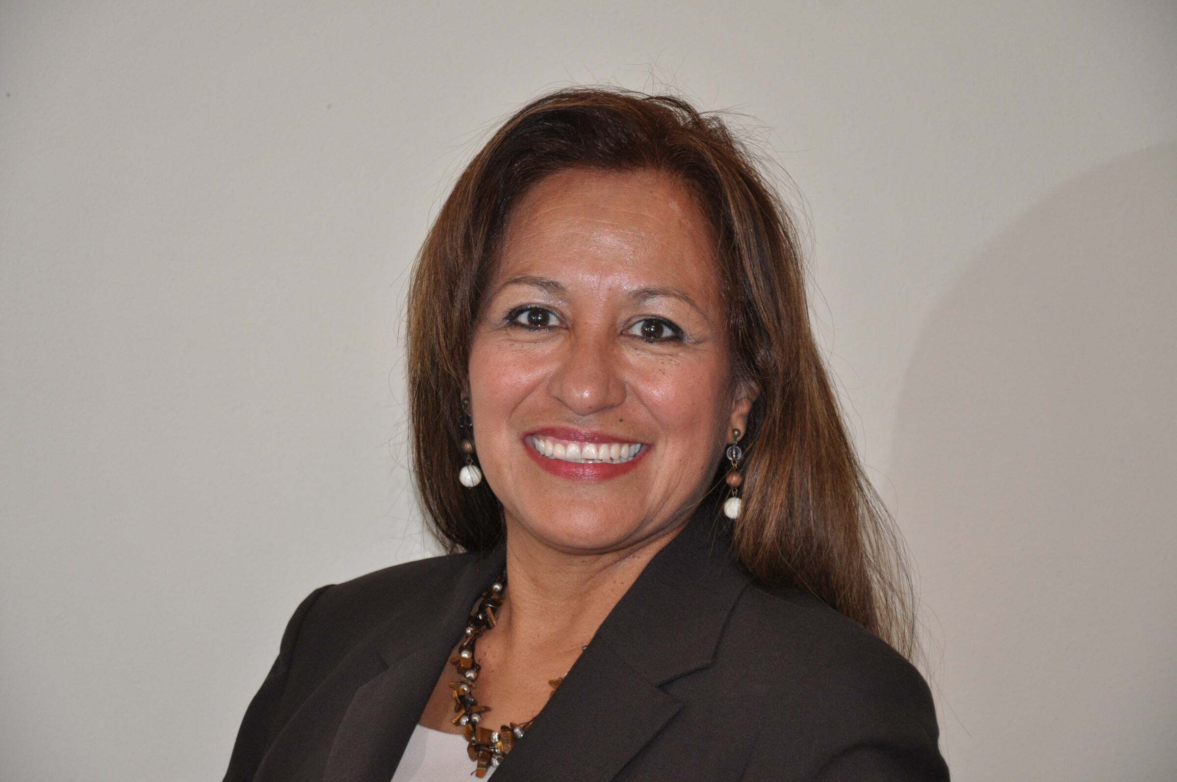 Esmeralda Ortiz, Associate Real Estate Broker in Franklin, Homesale Realty