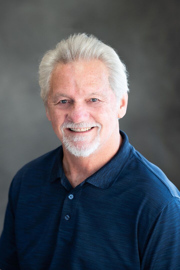 Steve MacKenzie,  in Mandeville, TEC