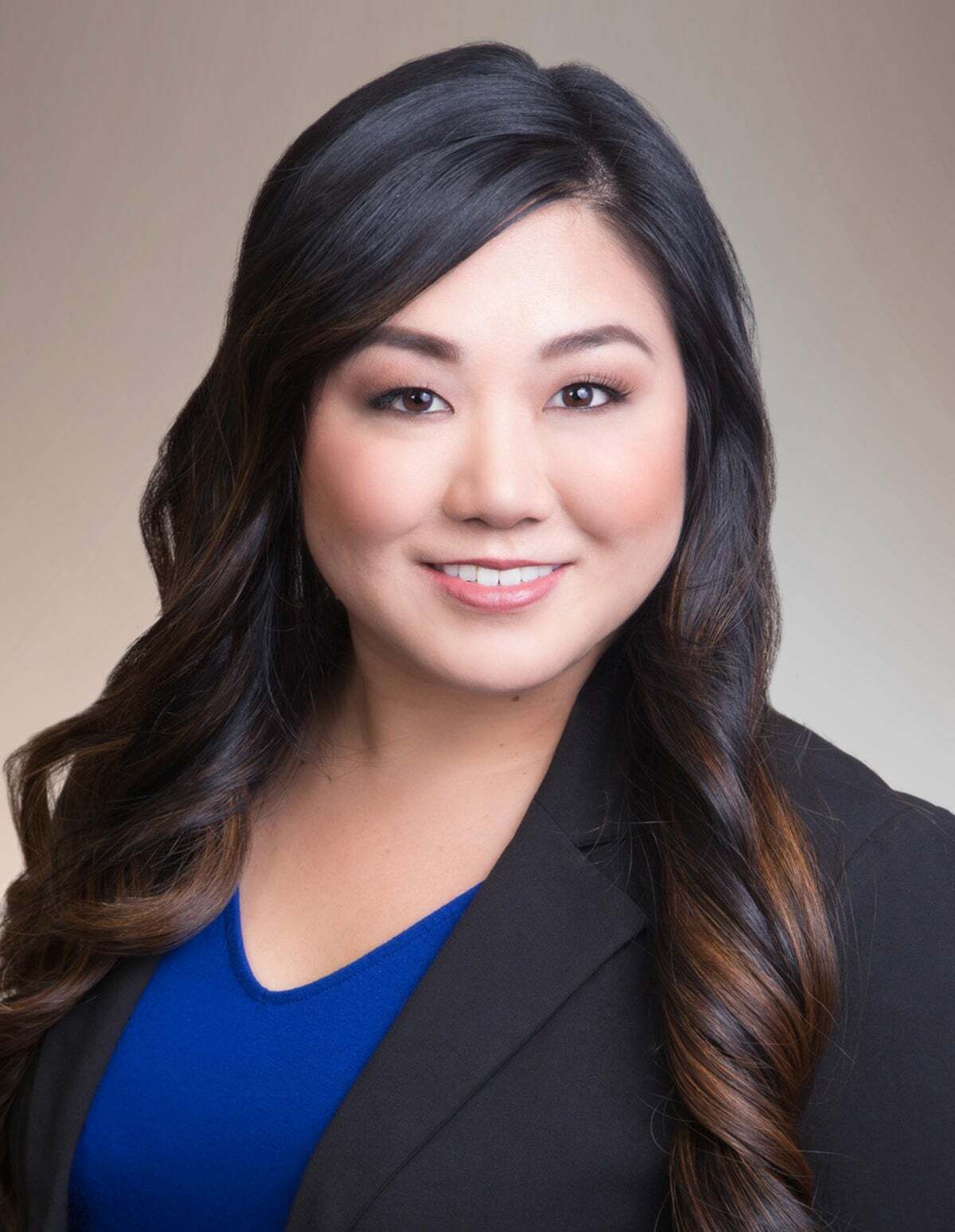Leah Chun (RA), Real Estate Salesperson in Honolulu, Advantage Realty