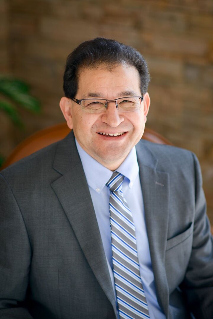 Jose Salazar, Real Estate Broker in Kennewick, Tomlinson