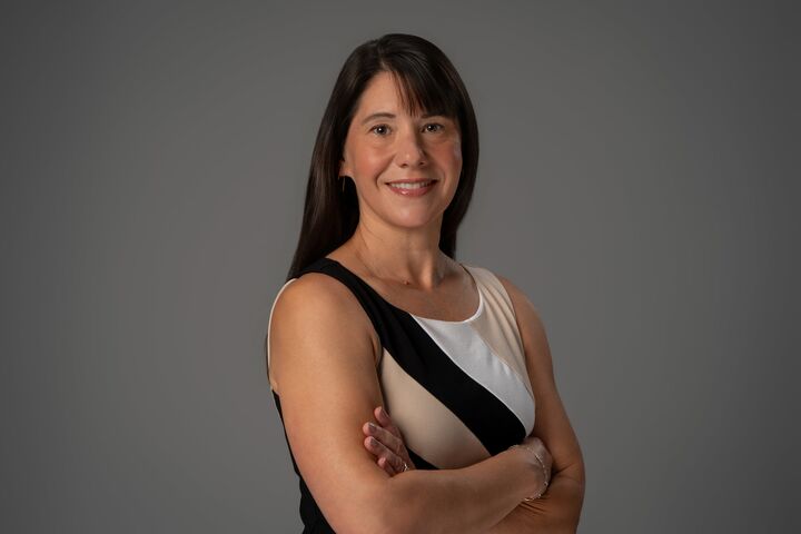Angela Erickson, Real Estate Broker in Surf City, Coastal Advantage