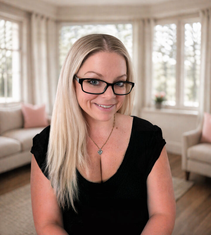 Cierra Rae Cain, NYS LICENSED REAL ESTATE SALESPERSON - #10401318973 in Ithaca, Warren Real Estate