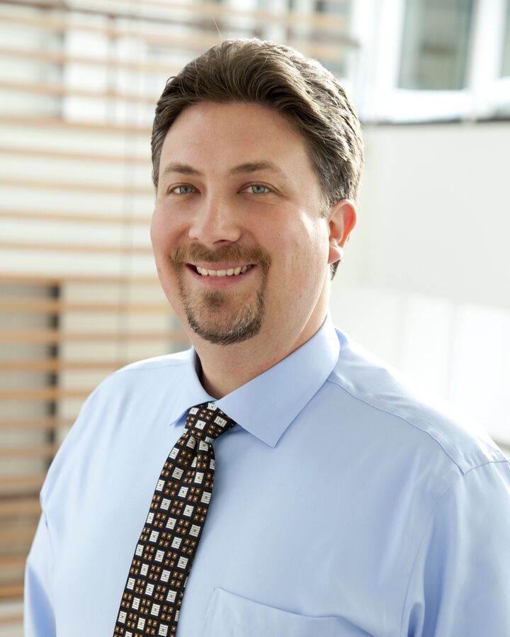 Michael Knight, Associate Real Estate Broker in Hesperia, Masters