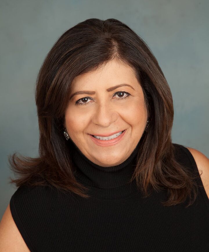 Yolanda Ponce, Real Estate Salesperson in Santa Maria, Masters