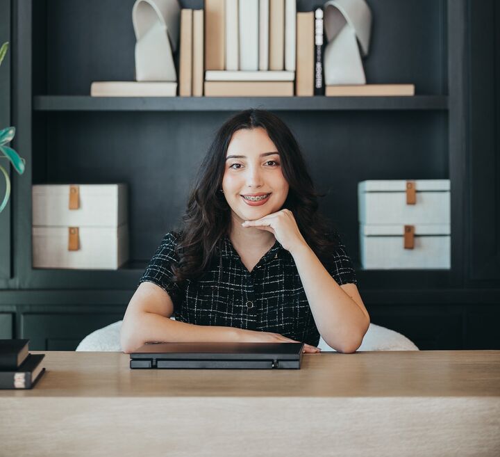 Dora Mendez-Garza, Real Estate Salesperson in Katy, Western Realty