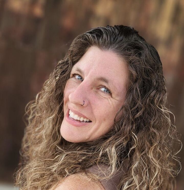 Tamarah Rusk, Real Estate Salesperson in Hillsdale, Groves Real Estate