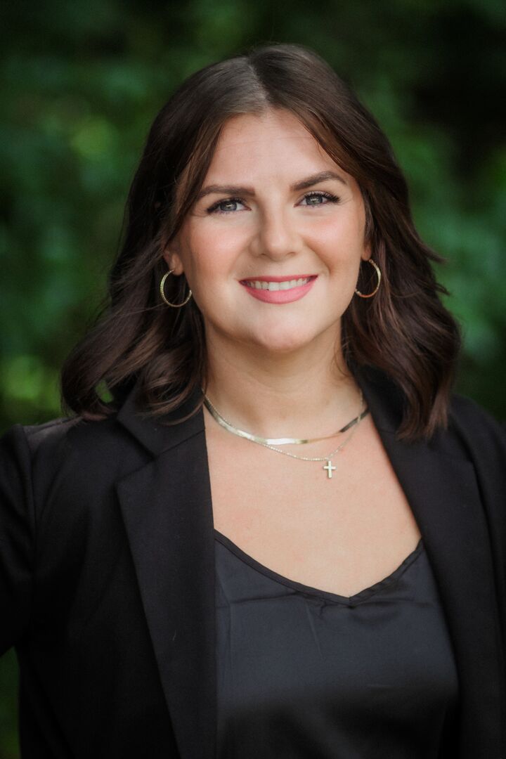 Stephanie Everett, Real Estate Salesperson in Myrtle Beach, Paracle