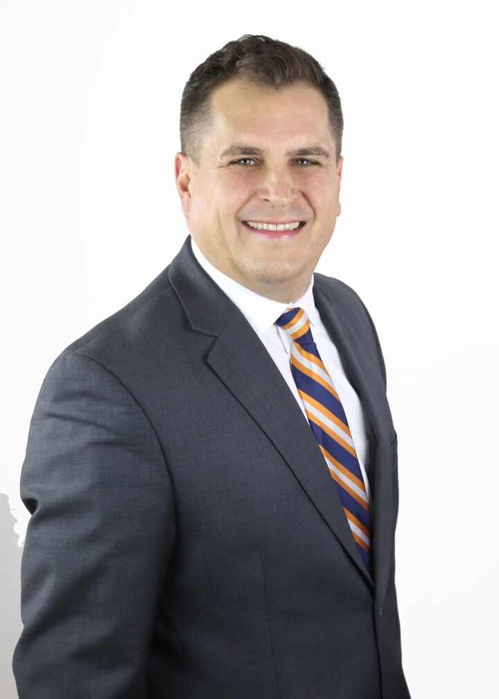 Chad Ritzer, Realtor in Kitchener, Coldwell Banker Peter Benninger Realty, Brokerage