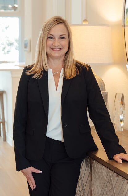 JANET WOODDELL,  in The Woodlands, Gary Greene