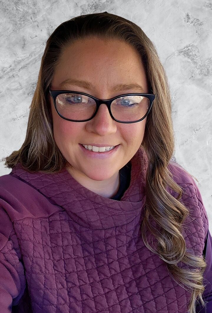 Alexi Sonner, NYS LICENSED REAL ESTATE SALESPERSON - #10401393244 in Corning, Warren Real Estate
