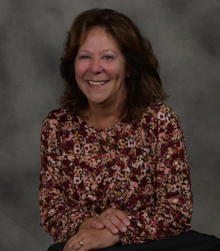 Leslie Masterson, Real Estate Salesperson in Beloit, Affiliated