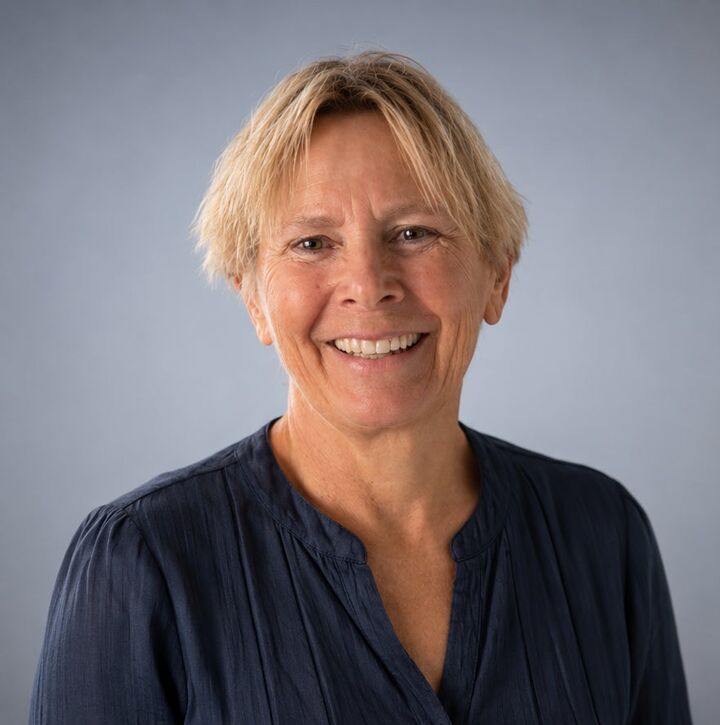 Cindy Carver, Real Estate Salesperson in Inverness, J W Morton Real Estate, Inc.