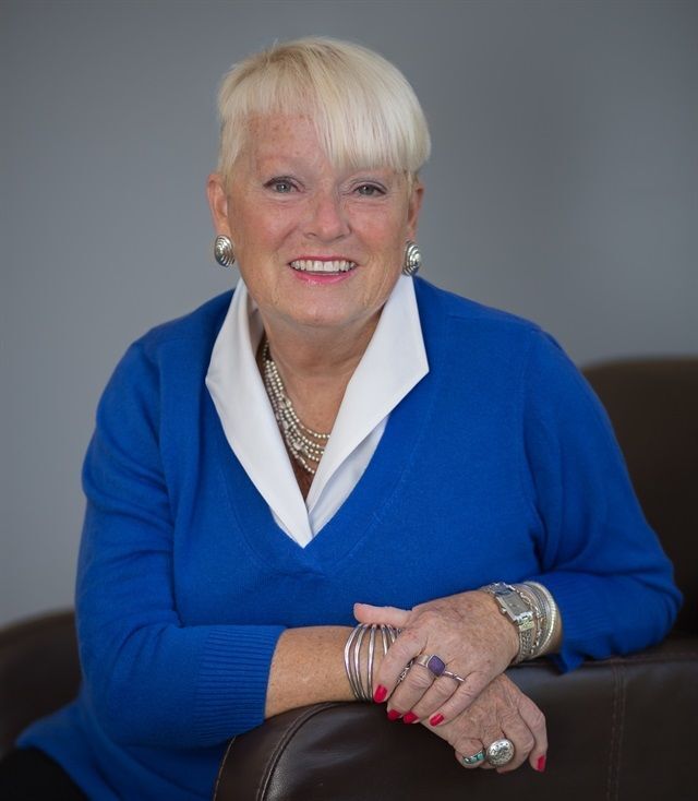 Joyce Clegg, Real Estate Salesperson in Holland, Schmidt Realtors